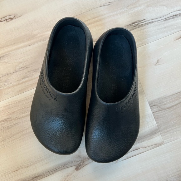 Birkenstock Black Clogs - Picture 3 of 5